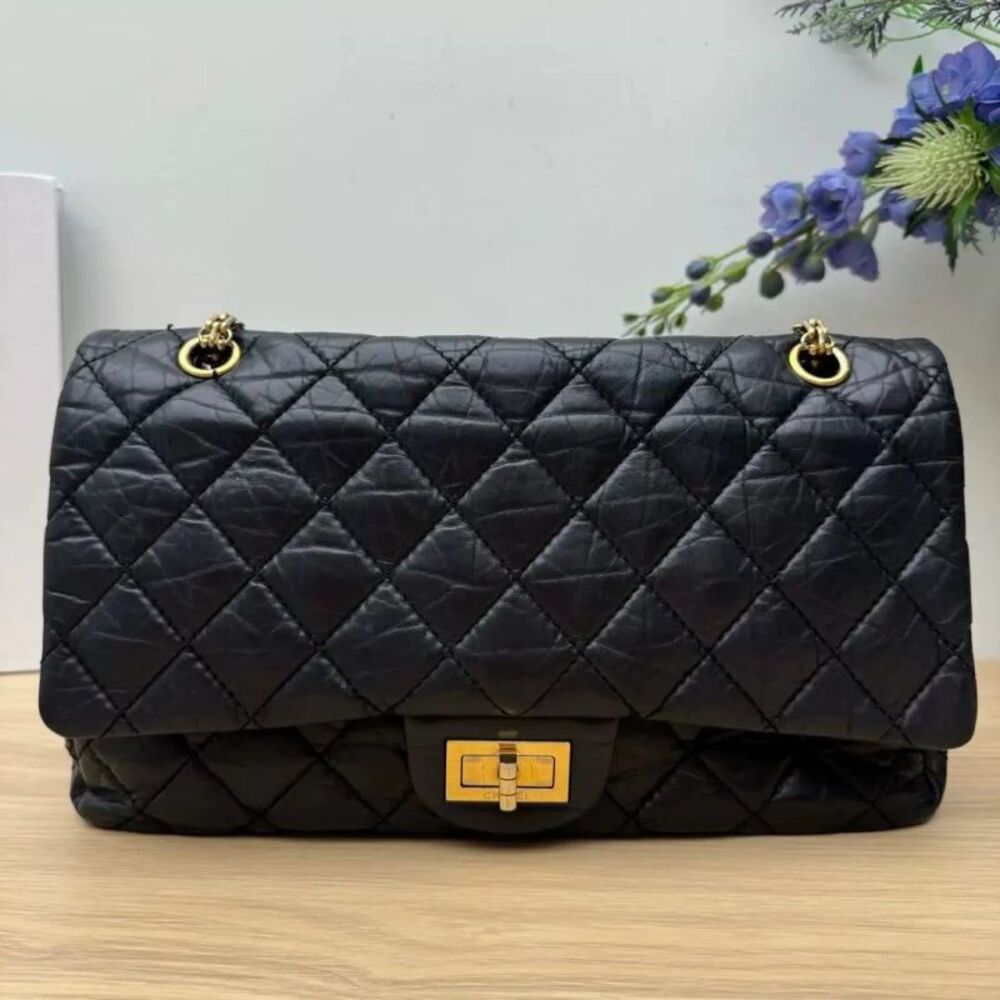 Chanel Women Pre-Loved Bag Very Good Condition